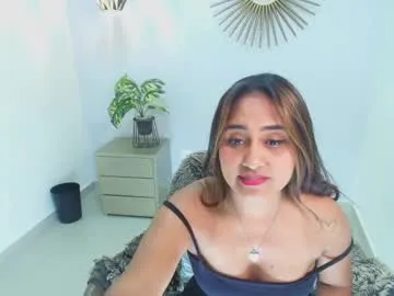 colette_harris — Nake me now  [34 tokens left] #latina #milf #bigass #ebony #mature