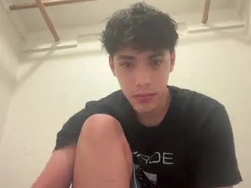 collegeguy236 — Freechat on Chaturbate