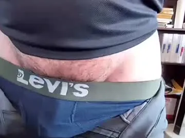 countryboy_10 — Risky at Work! Cum on my desk! #Cum #bulge #dadbod #thickcock #feet [500 tokens remaining]