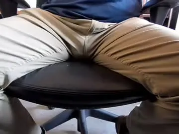 countryboy_10 — Risky at Work! Cum on my desk! #Cum #bulge #dadbod #thickcock #feet [500 tokens remaining]