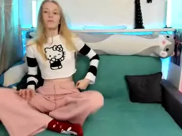 couplemypassion — the room is so hot let's shoot up with Katherine [222 tokens left] Hi everyone, we are a very active and sexy couple. Let's have fun together Lovence on  #new #lovense #anal #18 #pvt