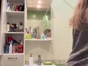 crave_elise — Five juicy spanks // Home, sweet home // #18 #natural #bigboobs #bigass #new [99 tokens remaining]