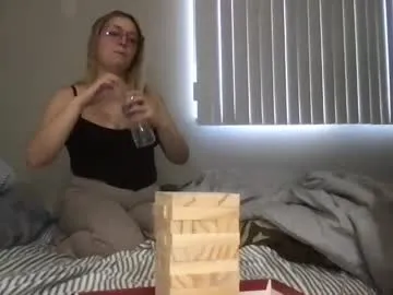 cream_central — Suck his dick! #blonde #bigdick #couple [1000 tokens remaining]