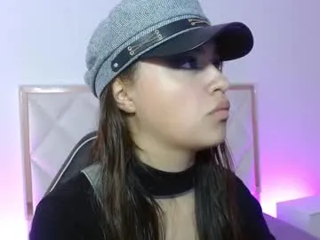 crisstal_tay — GOAL: finger in pussy [54 tokens remaining] Hi guys make me cum with your tips ... if you love me tip me 5  55  555  5555 #bigtits #18 #daddy #latina #ass