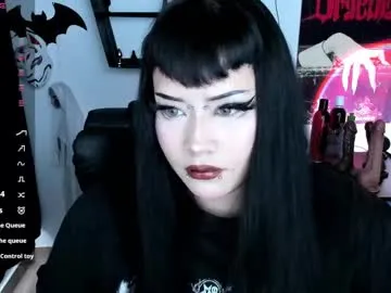 cristal_kosh — GOAL: lush on [100 tokens remaining] The Night of the Vampires #mistress #humiliation #bdsm #goth #sph