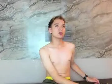 cristhian_cody — Hey is my first day here, we will have a great time / #bigcock #cum #new #twink #18 [199 tokens remaining]