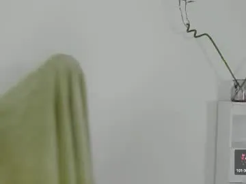 crystalnut — | Goal is in the chat // menu and private is opened | #skinny #feet #mature #shy #natural | Maria (if you wanna say somethng while im offline send a tip note ill see it on my email right away )