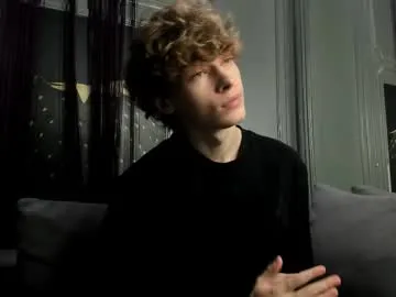 curlytwinkboy — jerk off 2 min  #c2c #gay #bigcock #18 #twink [125 tokens remaining]