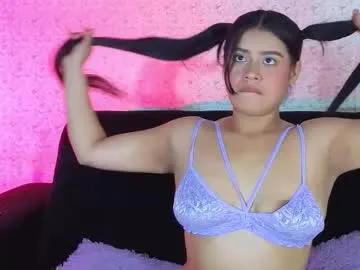 curvy_and_petite11_aws — Glamour Girls Playful girls, lets have fun - Multi Goal: Play boobs close up [54 tokens left] #lesbian #latina #smalltits #skinny #heels