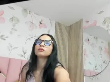 cutebaby4u_ — Naked dance [200 tokens left] WELCOME TO ME ROOM GYUS #new #latina #pussy #teen #daddy