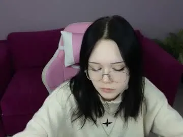 cutie_ali1ce — Eyes close to the cam [33 tokens left] Welcome to my room  #skinny #18 #new #shy #natural