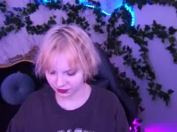 cutiiebunny — hello guys...new here..let's spend this weekend good here #new #cute #18 #Ukraine #Shy [111 tokens remaining]