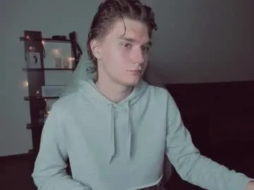 da_scin — Take off hoody [100 tokens left] #bigcock #twink #young #lovense #cum