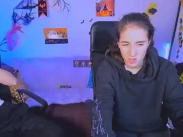 daisy_baby_ — GOAL: kiss her neck [97 tokens remaining] meow let's go play #feet #lesbian #couple #lovense #young