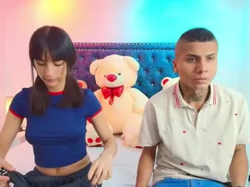 damian_and_roxanne — GOAL: Suck cock [211 tokens remaining] Welcome to my room! hello! come to me to have a lot of fun! goal: take off my panties! #anal #cum #pantyhose #deepthroat #couples