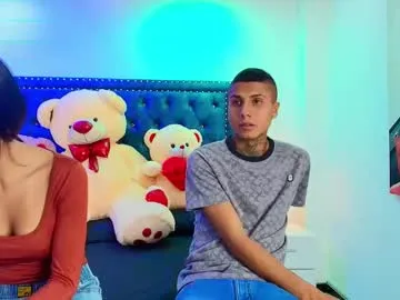 damian_and_roxanne — GOAL: Suck cock [216 tokens remaining] Welcome to my room! hello! come to me to have a lot of fun! goal: take off my panties! #anal #cum #pantyhose #deepthroat #couples