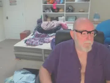 dancindaddybear — Freechat on Chaturbate