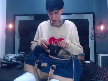 daniel_delux_ — Freechat on Chaturbate
