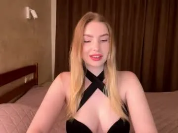 dannamissss — strip nude #strip #tits #dildo #blond [555 tokens remaining]