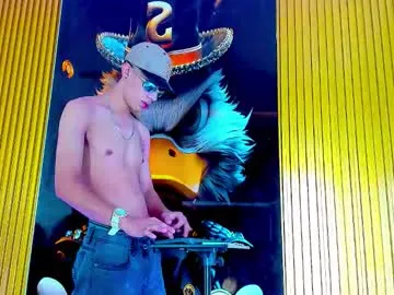 dante_brown1 — Dante_brown1's room  #rubia #joven #semen #bubblebut #biglegs #bigcock #bbc #hairydick #bigass #bi #