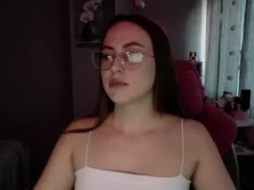 darleneblair — GOAL:  air kiss   #shy #18 #bigass #bigboobs #new [9 tokens remaining]