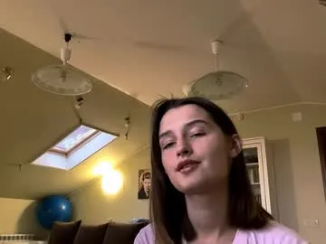 darlinebruster — **I'm Emily^ Goal:Stand up and show my outfit^Facts about me: I'm just an #18 #natural #girl who is #new here, quite #shy, draws and cook. [15 tokens remaining]