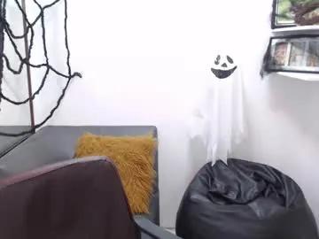 david_925_ — GOAL: Get naked, sensual striptease [80 tokens remaining] WelCUM guys!Tip menu is active /tipmenu to see it #latino #bbc #feet #bigdick #18