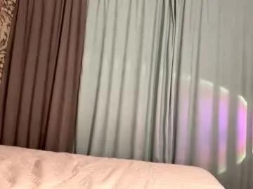 deeannballmann — GOAL: Do you want to lick my nipple? [33 tokens remaining] Welcome to my room! #18 #nonude #lovense #new #shy