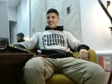 delglo — SHOW CUM Videos in my biography #18 #new #feet #latino #pvt