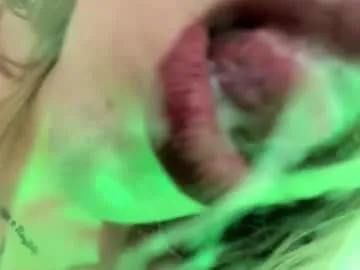 delilah_fix — Slap sloppy Face  [83 tokens left]      Wet legs, open mind.      #latina #smalltits #blowjob #saliva #squirt