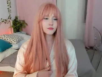 delilahtaylor — Hi, my first day here today, please support me and be polite - Goal: hello! kisses + hearts [28 tokens left] #new #18 #skinny #shy #nonude