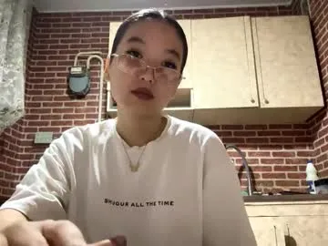 denysebernacchi — Goal send air kiss Hi, my name is Emma, I'm 18yo and #new #shy #18 #skinny #asian [30 tokens remaining]