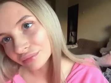 deonnagarn — goal: Let me show you my outfit and tease you what's udner pink zipper ;)   !  New here^^ #18 #new #shy #blonde #cute [25 tokens remaining]