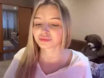 deonnagarn — Goal:  Foot tease  #18 #new #shy #blonde #cute [22 tokens remaining]