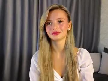 desireeclipse — GOAL: close-up eye contact [33 tokens remaining] My name is Willow  I try hard to give you a great time - let's go for 100 thumbs up  #smalltits #18 #lovense #teen #young