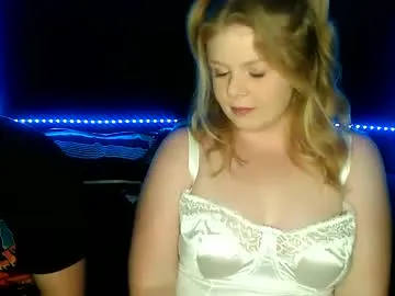 dirtycouple0420 — Sex [800 tokens remaining]