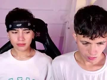 divine_thiagoo — Show cum!!  #twink  #femboy #latino #slave #couple [2222 tokens remaining]