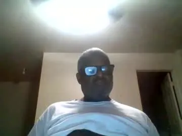 djbignuttsbrownass24 — Freechat on Chaturbate