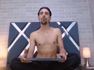 dominic_blade — a new guy with playing wich ur hard cock inside!, see my cum! #new #young #bigdick #latin #smile [219 tokens remaining]