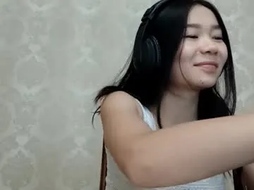 dorothygreene — air kiss #asian #18 #young #cute #new [0 tokens remaining]