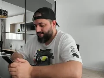 dravenpeak —  The King Responds to Energy #uncut #alpha #dominant #feet #hairy [300 tokens remaining]