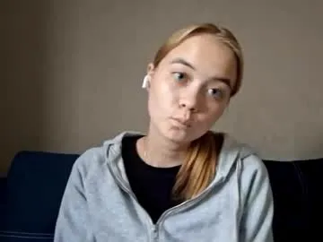 dustidickirson — GOAL: Kiss #18 #young #Cute #teen [19 tokens remaining]