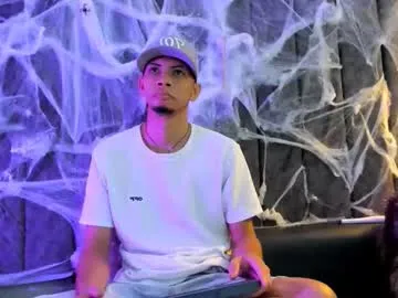 dustinandjordan — GOAL: hot kiss with your friend [33 tokens remaining] Welcome to my room!  #latino #18 #bigcock #cum #lovense