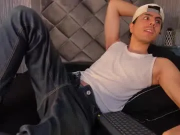 dylan_cross_ — GOAL: lush control 5 min [219 tokens remaining] Let's make this day better for each other  /PVT ON Let me be your fantasy! / #fit #bigcock #findom #cum #bigdick