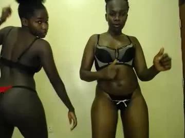 ebonie_sweetness — Bounce boobs [165 tokens left] #ebony #bigass #smallboobs #squirt #twerk #young #