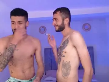 eevil_boys_77 — GOAL: Passionate kiss+saliva [50 tokens remaining] Welcome to my room! #bigcock #cum #couple #lovense #latino