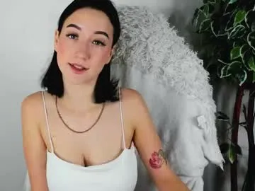 eileenmoores — GOAL: lick your fingers [33 tokens remaining] Welcome to my room! #feet #bigboobs #findom #nonude #new