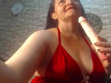 elena_royale — take off bra [21 tokens left] #milf #bigass #latina #mature #curvy