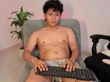 elias_steel1 —  GOAL: shirt out  [30]  #latino #bigballs #monstercock #hung #young