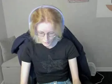 elizabeth_harpper — GOAL: show feet [17 tokens remaining] Welcome to my room! #18 #shaved #teen #skinny #smalltits